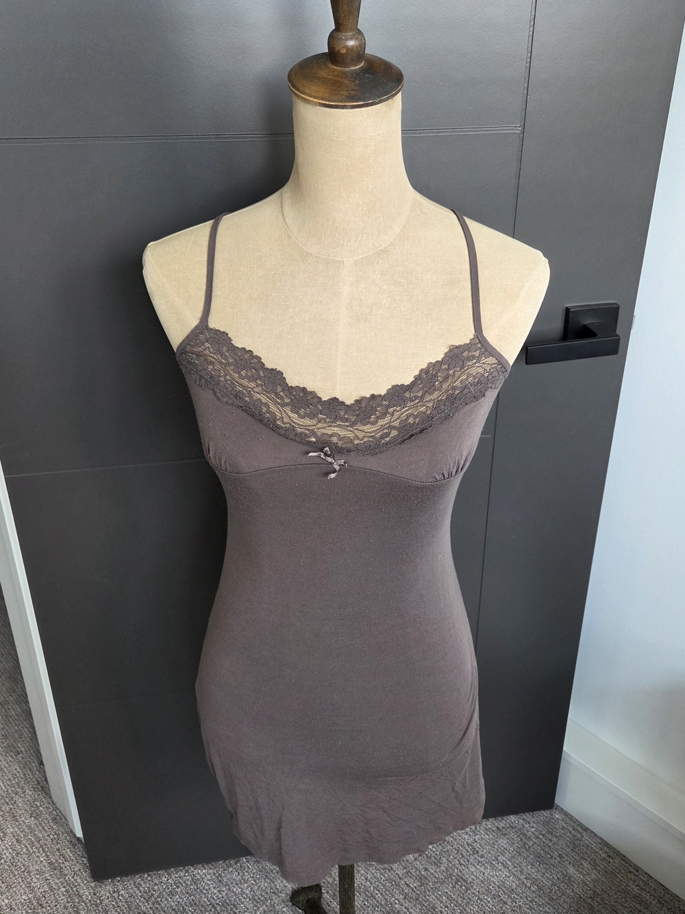La Senza Lingerie Taupe Brown Lace Trim Slip Chemise Nightgown XS